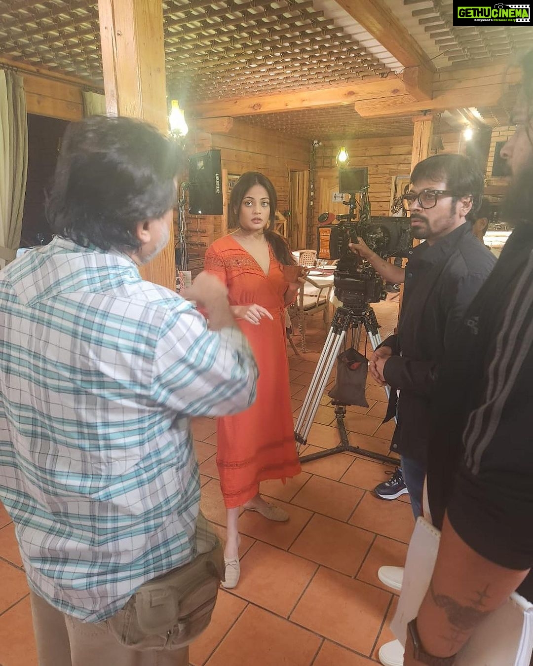 Sneha Ullal Instagram - On & Off camera 🎥 #snehaullal #shooting #bishkek Bishkek, Kyrgyzstan