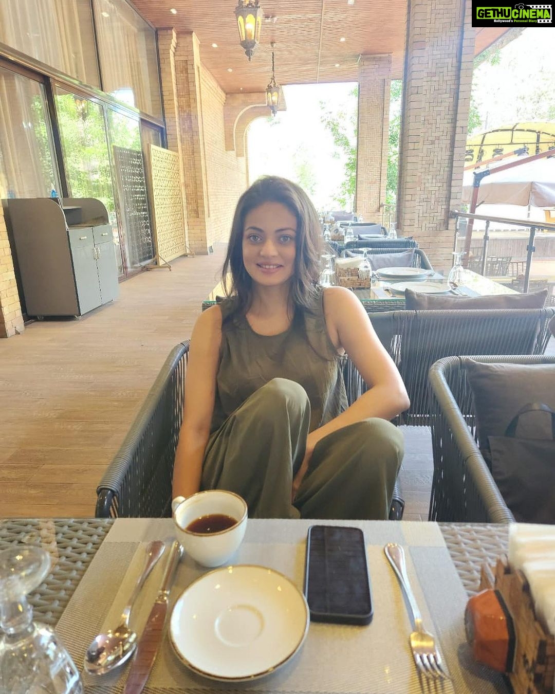 Sneha Ullal Instagram - On & Off camera 🎥 #snehaullal #shooting #bishkek Bishkek, Kyrgyzstan