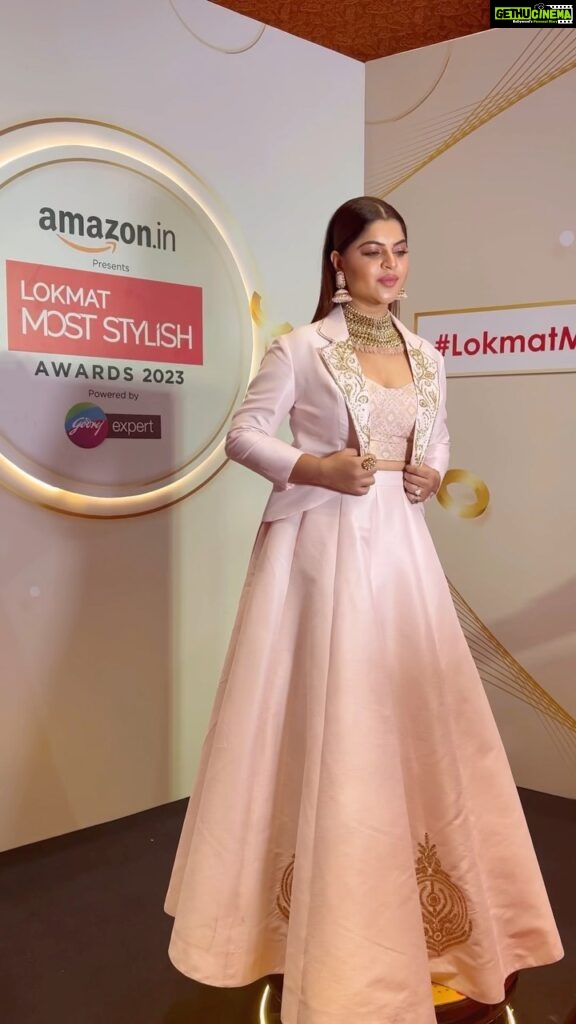 Sneha Wagh Instagram - Little on the wild, more of the calm. With magic of the storm of love. Care a little less, Oh Girl, no need to stress!! 🤍🤍 . . . #LokmatStyleAwards #feelkaroreelkaro #feelitreelit #reels #instareels #fashion #fashiongram #stylefile #fashionfeed #SarangeSneha #ssnehawagh #snehawagh
