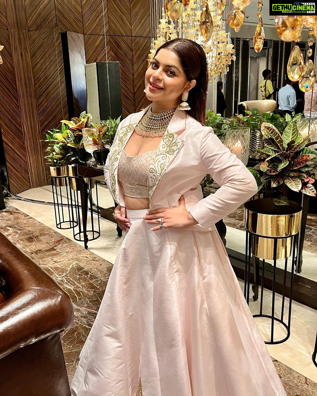 Sneha Wagh Instagram - Literally in the air of fashion… #LokmatStyleAwards 🤍 Unleashing the best in me!! . . . Outfit : @style__inn Jewellery : @the_jewel_gallery Styled by : @richaranawat Ast : @angela_chhandami @pearrlyyy . . . #fashion #style #lookbook #stylefile #ootd #instafashion #instagood #instadaily #SarangeSneha #ssnehawagh #snehawagh