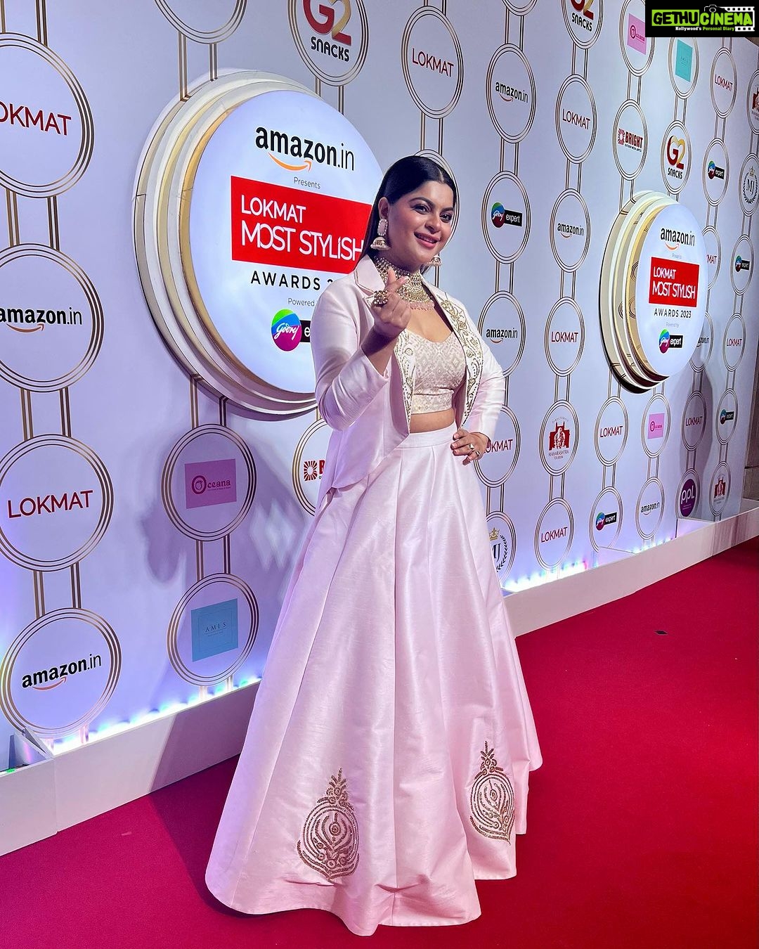 Sneha Wagh Instagram - Literally in the air of fashion… #LokmatStyleAwards 🤍 Unleashing the best in me!! . . . Outfit : @style__inn Jewellery : @the_jewel_gallery Styled by : @richaranawat Ast : @angela_chhandami @pearrlyyy . . . #fashion #style #lookbook #stylefile #ootd #instafashion #instagood #instadaily #SarangeSneha #ssnehawagh #snehawagh