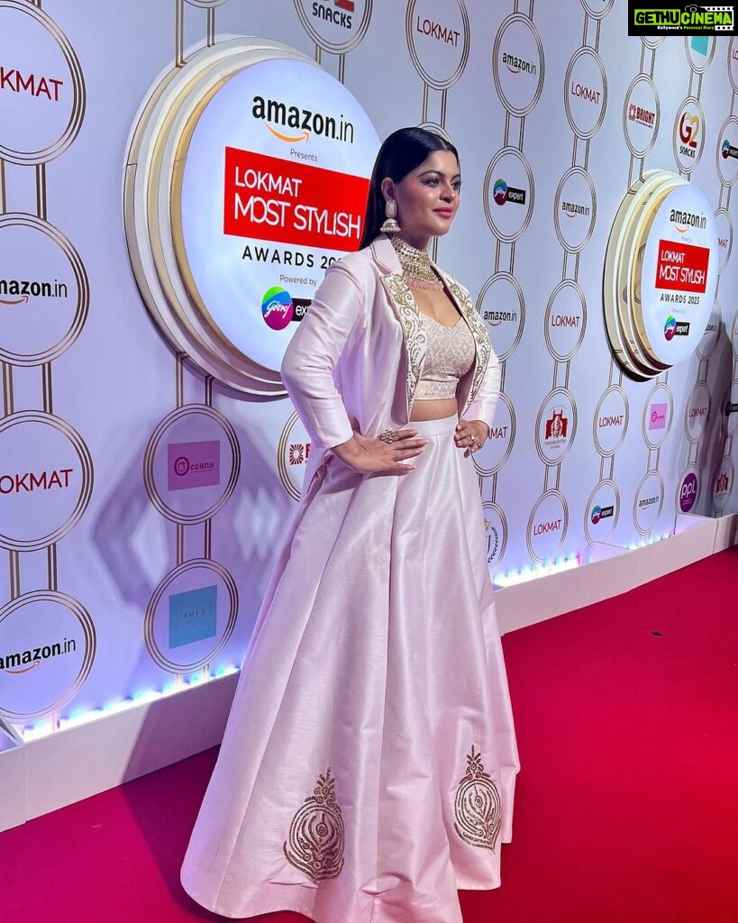 Sneha Wagh Instagram - Literally in the air of fashion… #LokmatStyleAwards 🤍 Unleashing the best in me!! . . . Outfit : @style__inn Jewellery : @the_jewel_gallery Styled by : @richaranawat Ast : @angela_chhandami @pearrlyyy . . . #fashion #style #lookbook #stylefile #ootd #instafashion #instagood #instadaily #SarangeSneha #ssnehawagh #snehawagh