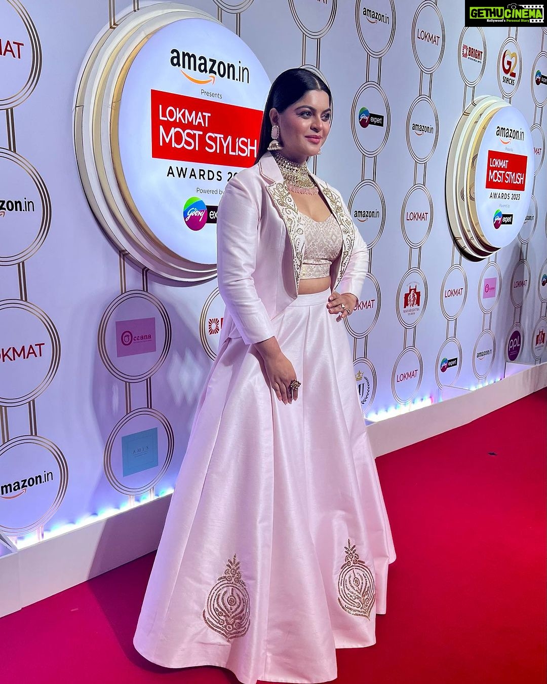 Sneha Wagh Instagram - Literally in the air of fashion… #LokmatStyleAwards 🤍 Unleashing the best in me!! . . . Outfit : @style__inn Jewellery : @the_jewel_gallery Styled by : @richaranawat Ast : @angela_chhandami @pearrlyyy . . . #fashion #style #lookbook #stylefile #ootd #instafashion #instagood #instadaily #SarangeSneha #ssnehawagh #snehawagh