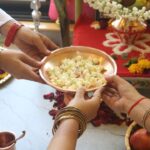 Sneha Wagh Instagram - 🪷Shri SatyaNarayan Pooja 🪷 . . . . #shravan #shrisatyanarayanpooja #satyanarayanapooja #sarangesneha #ssnehawagh #snehawagh #indianrituals #blessings
