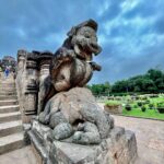 Sneha Wagh Instagram - At The Sun Temple Konark, where kona means corner & ark meaning sun! The Kalinga Architecture absolutely took my breath away 🌞 Happy SUNday 💝 . . . . . . . #sun #suntemple #konark #konarksuntemple #kalinga #orissa #indiantraveller #indiantravelgram #sarangesneha #ssnehawagh #snehawagh #indianarchitecture #incredibleindia #indiatourism #india #wanderlust