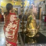 Sneha Wagh Instagram - NagPanchami chya Shubhecha ✨ . . . . . #nagpanchami #suvarnatemple #omnamahshivaya #omnamahshivay #sarangesneha #ssnehawagh #snehawagh