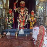 Sneha Wagh Instagram - NagPanchami chya Shubhecha ✨ . . . . . #nagpanchami #suvarnatemple #omnamahshivaya #omnamahshivay #sarangesneha #ssnehawagh #snehawagh