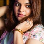 Sneha Wagh Instagram – Peaceful state of mind 🪷
.
.
👗: @labelyaminibhansali 
📍: @trunksandleaves 
.
.
#peace #tuesdaythoughts #reels #reelsinstagram #sarange #sarangesneha #snehawagh #ssnehawagh