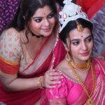 Sneha Wagh Instagram – The Bidai She Always Wanted ……
For Her Daughter 💝
#neerjaeknayipehchaan 
@aasthasharma.27 
@colorstv 
.
.
.
.
.
#neerja #neerjaeknayipehchaan #protima #colors #colorstv #aasthasharma #ssnehawagh #snehawagh