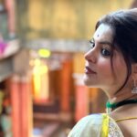 Sneha Wagh Instagram – Eyes don’t lie… They reflect the deepest emotion!
.
.
.
Captured marvellously by @hrishidp 🎥
.
.

#NeerjaEkNayiPehchaan #Protima #gratitude #instagood #instadaily #fyp #goodvibes #SarangeSneha #ssnehawagh #snehawagh
