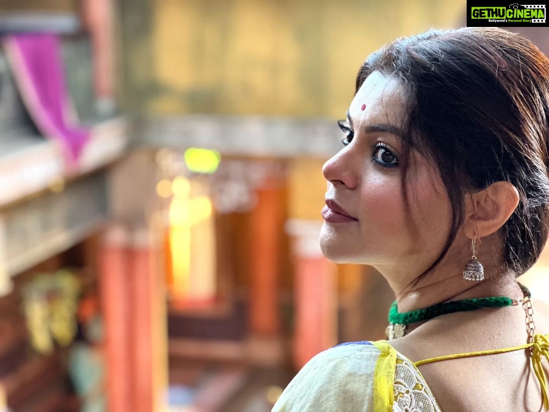 Sneha Wagh Instagram - Eyes don’t lie… They reflect the deepest emotion! . . . Captured marvellously by @hrishidp 🎥 . . #NeerjaEkNayiPehchaan #Protima #gratitude #instagood #instadaily #fyp #goodvibes #SarangeSneha #ssnehawagh #snehawagh