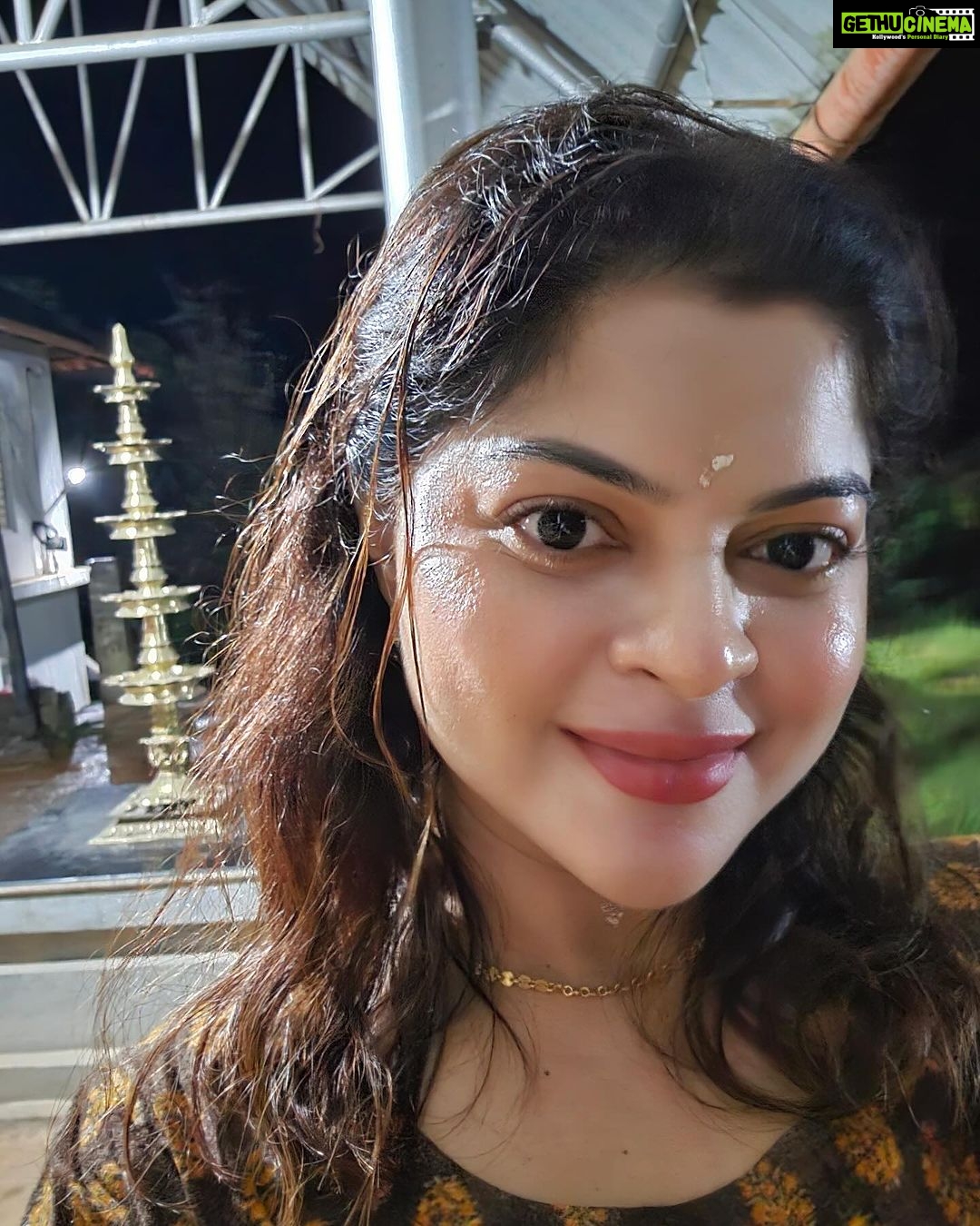 Sneha Wagh Instagram - Had a chance of visiting the Shree Thirunelli Mahavishnu Kshetram ahead of navratri ✨ This temple is situated on the side of Bramhagiri Hill dedicated to Lord Shree Mahavishnu ! According to the tradition Lord Bramha himself recognised an idol in an amla tree as Lord Vishnu and the surroundings as Vaikutntha ! . . . #shreemahavishnu #templesofindia #templesofsouthindia #ancienthistory #ancientarchitecture #snehawagh #ssnehawagh #sarangesneha #incredibleindia #indiatourism #india #wanderlust