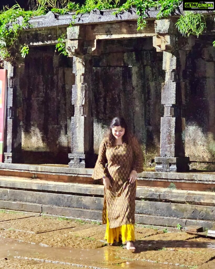 Sneha Wagh Instagram - Had a chance of visiting the Shree Thirunelli Mahavishnu Kshetram ahead of navratri ✨ This temple is situated on the side of Bramhagiri Hill dedicated to Lord Shree Mahavishnu ! According to the tradition Lord Bramha himself recognised an idol in an amla tree as Lord Vishnu and the surroundings as Vaikutntha ! . . . #shreemahavishnu #templesofindia #templesofsouthindia #ancienthistory #ancientarchitecture #snehawagh #ssnehawagh #sarangesneha #incredibleindia #indiatourism #india #wanderlust
