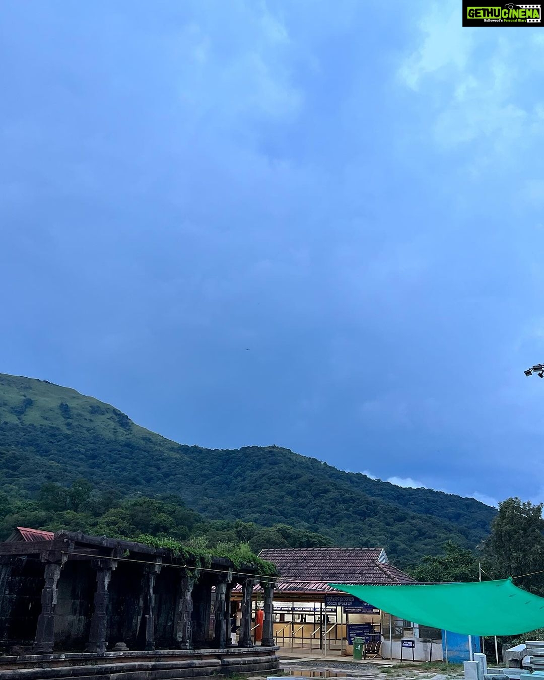 Sneha Wagh Instagram - Had a chance of visiting the Shree Thirunelli Mahavishnu Kshetram ahead of navratri ✨ This temple is situated on the side of Bramhagiri Hill dedicated to Lord Shree Mahavishnu ! According to the tradition Lord Bramha himself recognised an idol in an amla tree as Lord Vishnu and the surroundings as Vaikutntha ! . . . #shreemahavishnu #templesofindia #templesofsouthindia #ancienthistory #ancientarchitecture #snehawagh #ssnehawagh #sarangesneha #incredibleindia #indiatourism #india #wanderlust