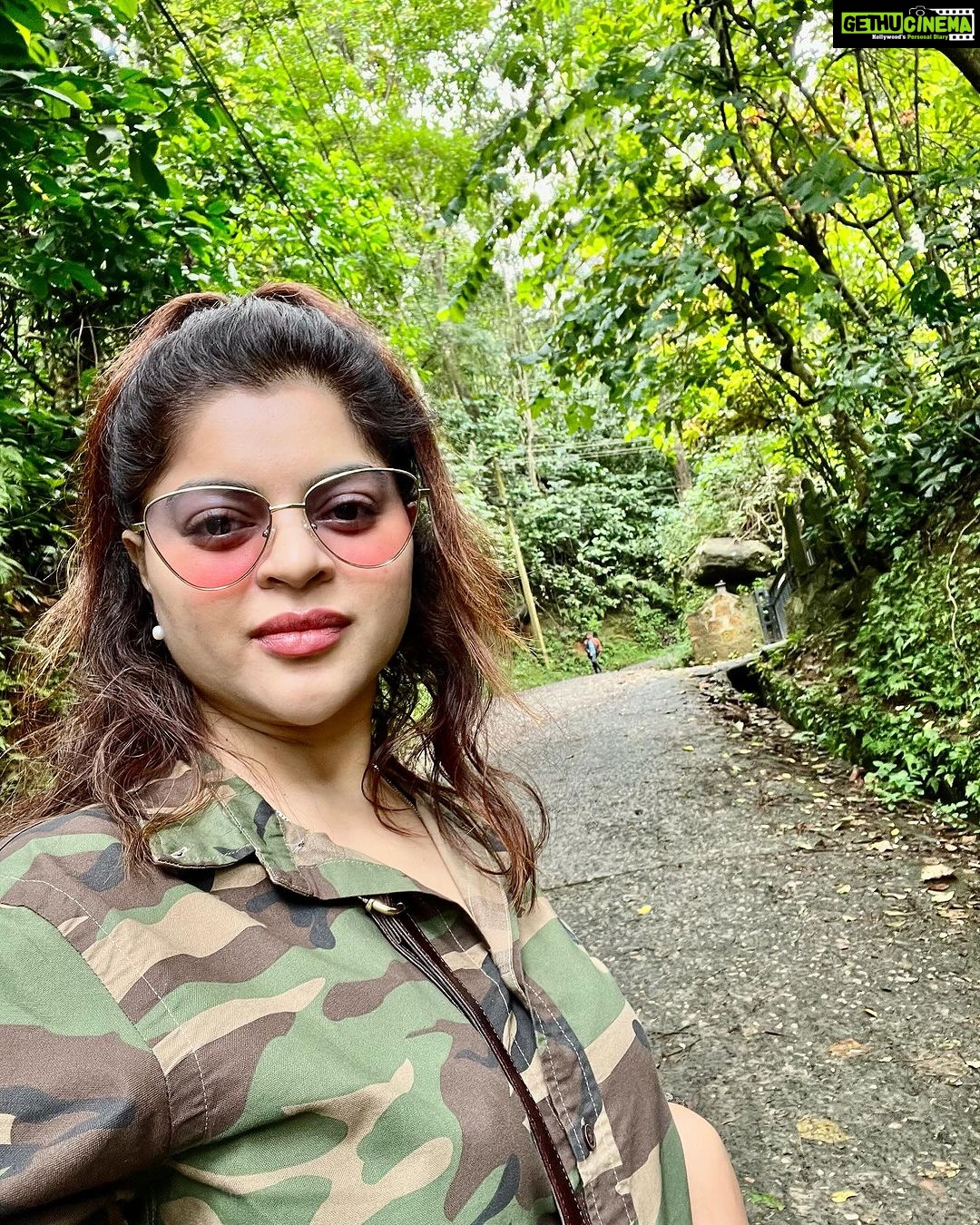 Sneha Wagh Instagram - The climb was difficult but the view was worth it…The Edakkal caves, in Kerala are said to be around from 6000 BCE. There were scriptures which are said to be written by Neolithic Man, having a strong connection to the Indus Valley Civilisation! These Stone Age Era Carvings are the rarest of the rare. In a few pictures we can see figurines that of men, women and animals pictorials depicting that of the tribal nature who worshipped the Sun! The best part which surprised me was, even though it’s situated in our Indian province, it was discovered by a british officer! . . . #incredibleindia #indiatourism #india #wanderlust #ssnehawagh #sarangesneha #snehawagh #kerala #keralatourism #edakkalcaves #trek #cavestory