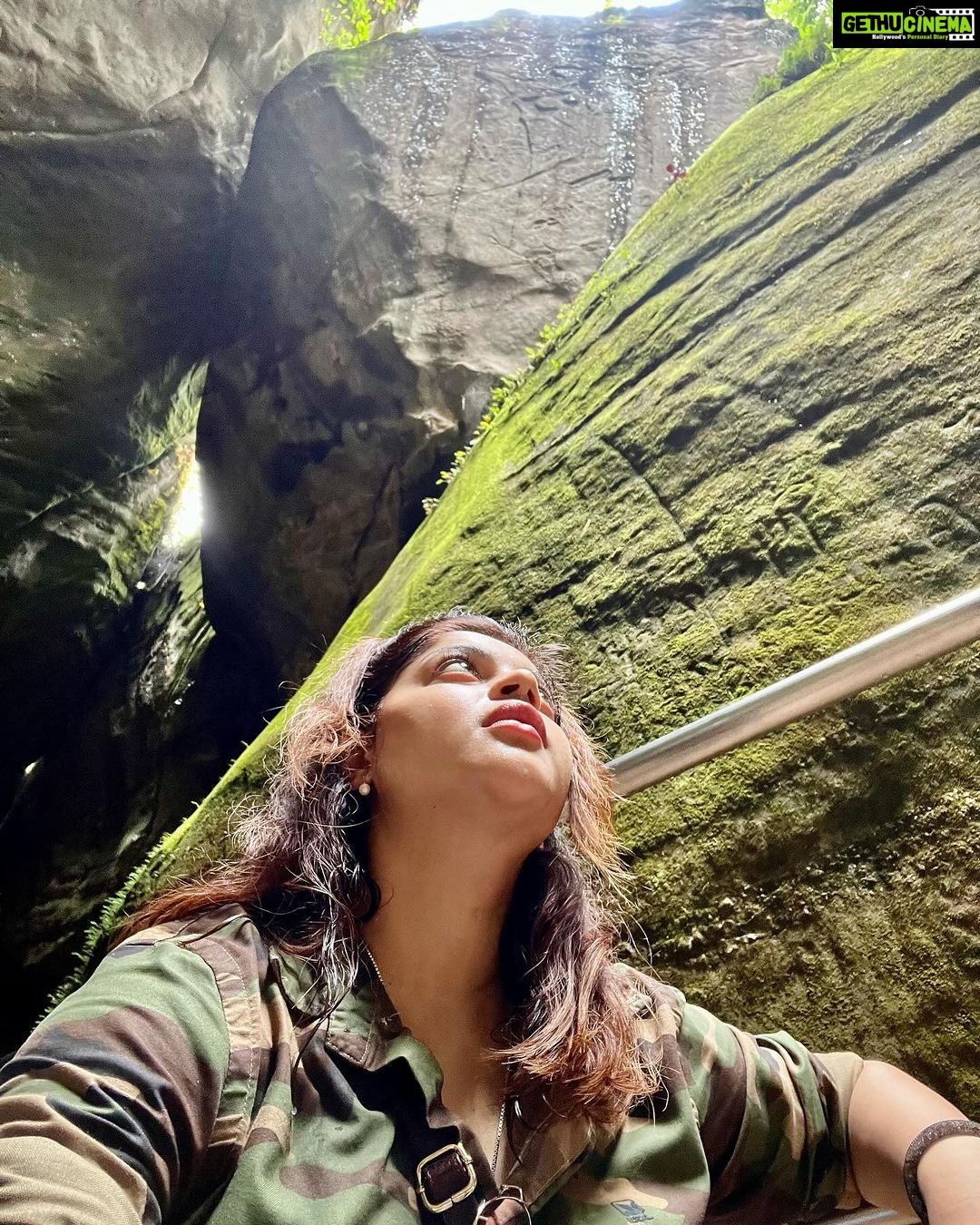 Sneha Wagh Instagram - The climb was difficult but the view was worth it…The Edakkal caves, in Kerala are said to be around from 6000 BCE. There were scriptures which are said to be written by Neolithic Man, having a strong connection to the Indus Valley Civilisation! These Stone Age Era Carvings are the rarest of the rare. In a few pictures we can see figurines that of men, women and animals pictorials depicting that of the tribal nature who worshipped the Sun! The best part which surprised me was, even though it’s situated in our Indian province, it was discovered by a british officer! . . . #incredibleindia #indiatourism #india #wanderlust #ssnehawagh #sarangesneha #snehawagh #kerala #keralatourism #edakkalcaves #trek #cavestory