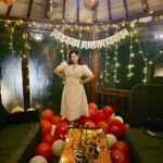 Sneha Wagh Instagram - Birthday Night 💝 Done Right 🎉 . . . . . . #bhyp #bhfyp #birthday #birthdaynight #snehawagh #sarangesneha #ssnehawagh #love #gazebo