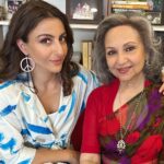 Soha Ali Khan Instagram - Had to capture the mom-ent 😃❤️#keepcalmandcallmom