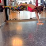 Soha Ali Khan Instagram - Let the grey stay out, in here we’re all about the colour - and the core! #coreworkout @maheshfitnessclub