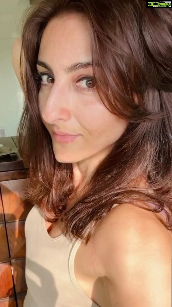 Soha Ali Khan Instagram - Today’s hair colour, yesterday’s eyeliner, no filter only a healthy dose of #selflove ♥️