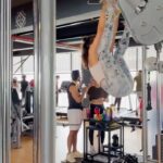 Soha Ali Khan Instagram - Just hanging about #core #coreworkout #fitnessmotivation