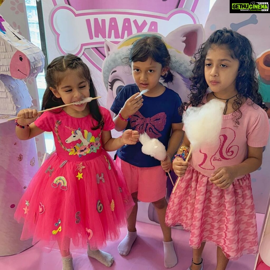 Soha Ali Khan Instagram - When your child says I don’t want a birthday party, I just want my 3 closest friends, my family and unlimited cotton candy … count your blessings !! Thank you all for your wishes ❤️🧿🎂🎉❤️