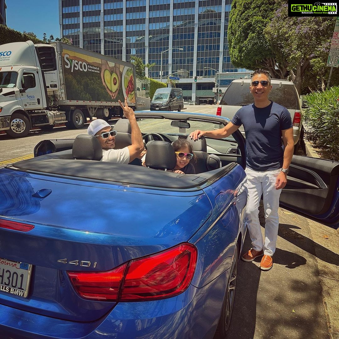 Soha Ali Khan Instagram - When in LA take the top down and roll ☀️❤️ 😎 #summer2023 #LAdiaries #obligatoryconvertiblephoto😂 Sunset Boulevard, LA.