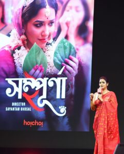 Sohini Sarkar Instagram - Last night at @hoichoi.tv Season 7 Announcement party 🎈❣️
.
📸 @sahil_paswan_2646_ 
💄 @dassourav3 
💇‍♀️ @diaryofaamrapali 
👚 @threaded_madhab 
🥻 @jamdani_o_amader_golpo 
💍 @tahir_somethingsopure 
🔗 @socialyard_digital @sayoniroy9 

Sampurna 2 is streaming now!! Do watch!!
.
.
#sampurna #webseries #hoichoi #season7 #lastnight
