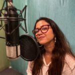 Sohini Sarkar Instagram - পৃথিবীতে যেটার সবচেয়ে বড় অভাব, এবার #গপ্পোমীরেরঠেক -এ সেটাই হয়েছি আমি ~ শান্তি ॥ আমার প্রথম পূর্ণাঙ্গ অডিওস্টোরি প্রয়াস। বঙ্কিমচন্দ্র চট্টাপাধ্যায়ের ‘আনন্দমঠ’। এটা প্রথম পর্ব। পরেরটা শনিবার ১৯শে আগস্ট। মিস করবেন না। . . #goppomirerthek