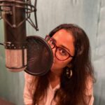 Sohini Sarkar Instagram - পৃথিবীতে যেটার সবচেয়ে বড় অভাব, এবার #গপ্পোমীরেরঠেক -এ সেটাই হয়েছি আমি ~ শান্তি ॥ আমার প্রথম পূর্ণাঙ্গ অডিওস্টোরি প্রয়াস। বঙ্কিমচন্দ্র চট্টাপাধ্যায়ের ‘আনন্দমঠ’। এটা প্রথম পর্ব। পরেরটা শনিবার ১৯শে আগস্ট। মিস করবেন না। . . #goppomirerthek