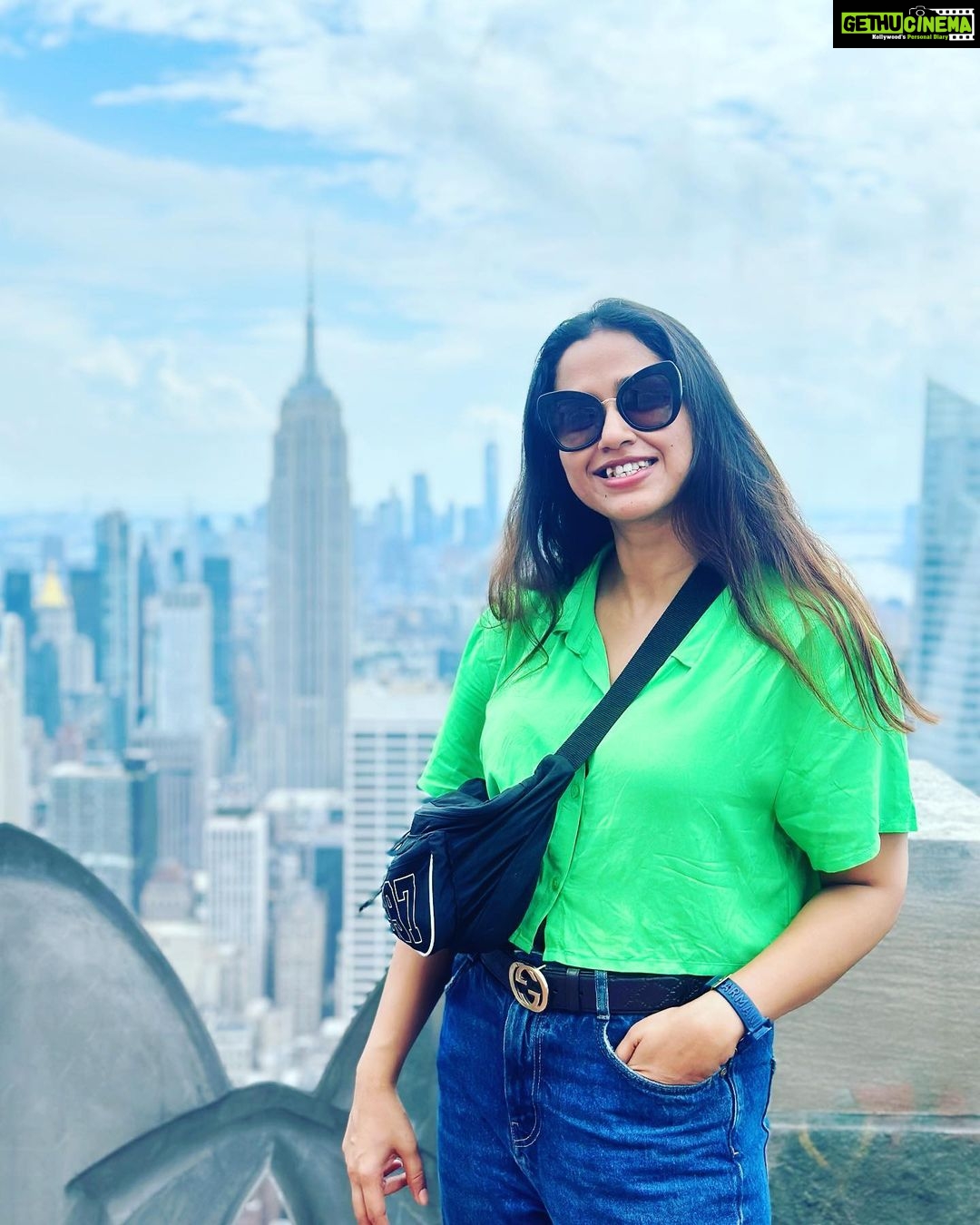 Sohini Sarkar Instagram - #newyork #topoftherock #day #top #highrise Top Of The Rock~ Rockerfella Plaza