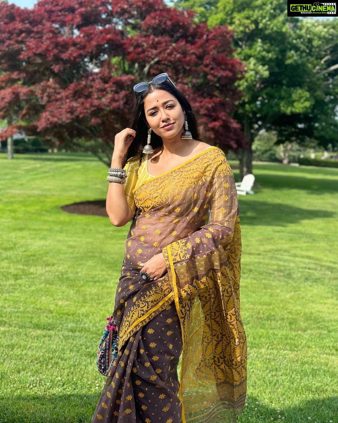 Sohini Sarkar - 73.2K Likes - শাড়ি @indubyjayita ❤️
📷 @chakraborty_bidipta 😍
#saree #newjersey #abarbibahoobhijaan #day #atlanticcity #hoichoi #svf