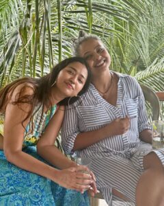Sohini Sarkar Instagram - B’day Day-out 🎈

#birhtday #photooftheday #photodump #friendship #friendshipgoals #day #happyfaces