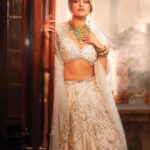 Sonakshi Sinha Instagram – Oh Hello there!

@hellomagindia @tejasnerurkarr @avantikkak @heemaadattaani @themadhurinakhale @itssoezi  @communiquefilmpr