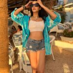 Sonal Chauhan Instagram - 𝓜𝓸𝓷𝓭𝓪𝔂 ~ 𝓲𝓷𝓰 ✨💫 . . . . . . . . . . . . . . . . . . . . . . . . 📸 @himanichauhan #love #sonalchauhan #sun #shadow #color #monday #gold