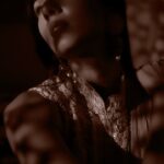 Sonal Chauhan Instagram - दो लफ्ज़ थे, इक बात थी…. 🤍♥️ . . . . . . . . . . . . . . . . . . . . . . . . . . . . . Lehanga @reetiarneja Jewelry @akoyajewels Styling @d_devraj @manogna_gollapudi HMU @makeuphairbyrahul Photographer @adrin_sequeira #love #sonalchauhan #gold #indian #lehenga #indianfashion #white #trendingreels #sonalchauhanreels #luck