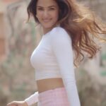 Sonal Chauhan Instagram - Since ya’ll asked for this … Also, I just can’t get enough of this song 🩷🦄 🌈🧿 . . . . . . . . . . . . . . . . . . . . . . . . . . . 🎥 @dieppj #sonalchauhan #love #reelsinstagram #reels