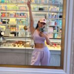 Sonal Chauhan Instagram - Day out 🍬✌🏻🍬 . . . . . . . . . . . . . . . . . . . . . . 📸 @himanichauhan #love #sonalchauhan #laduree #washington #washingtondc #dayout #usa #travel M Street, Georgetown