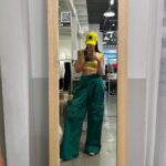 Sonal Chauhan Instagram - Green or Yellow??? Or should I stick to pastels ? 🍭🧋🍭 . . . . . . . . . . . 📸 @himanichauhan #washington #dc #sonalchauhan #love #travel #boba #bobatea #september Washington D.C.