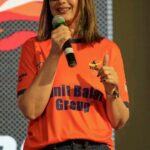 Sonali Bendre Instagram - Scenes from the auctions of @tennispremierleague season 5! 😎🎾 #AalePuneriAale🔥 #Tennis #Punekars #TennisTeam #AajaMaidanMein #AbIndiaKhelegaTennis