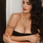 Sonali Raut Instagram - Flawless!!!! Photography @ravi_bohra MUA @itsanukanwar Styling @kavita_sonchatra Edit @iamrahuljat . . . . . . . #hot #sexy #love #beautiful #mood #follow #cute #like #instagood #fashion #girl #beauty #summer #photography #girls #style #followme #picoftheday #cool #fitness #smile #art #pretty #fun #happy #gay