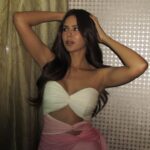 Sonam Bajwa Instagram - ☕️☕️ Wearing @stolen.stores