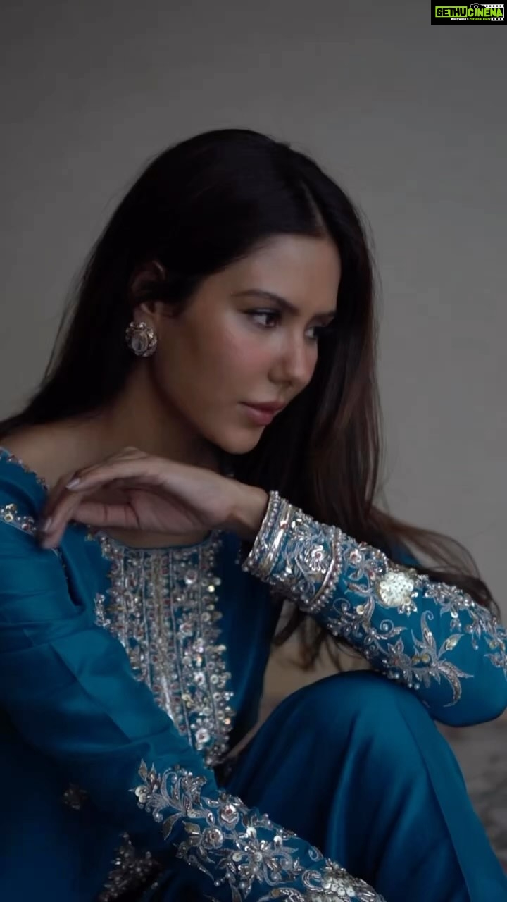 Sonam Bajwa Instagram - Woh ek din… 100 saal ka…