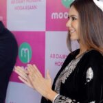 Sonam Bajwa Instagram - Ab Dairy munafa hoga asaan, @Mooofarm ke saath! At Mooofarm, our primary goal is to enhance farmer’s profitability. Mooofarm is launching soon in Libra, Ludhiana - Stay tuned! Mooofarm App download karein 👉: bit.ly/Mooofarm Mooofarm ke sath Dairy Vyapaar krne ke liye aaj he call karein : 8559 001 001 #AbDairyMunafaHogaAasan #dairy #dairyfarmer #milk #agtech #agriculture #farms #cattle #dairytech