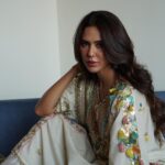 Sonam Bajwa Instagram – No edit , no touch ups….