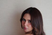 Sonam Bajwa Instagram - Carry on Jatta 3 running super successfully in cinemas near you. Thank you for your immense love and support to our film ❤️