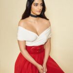 Sonam Kapoor Instagram – Painting the town red in 

Top : @khaite_ny 
Skirt and boots : @maisonalaia 
Styling : @rheakapoor @abhilashatd 
Styling intern : @niyati.__ 
Hair and make up : @namratasoni 
Photography: @thehouseofpixels @vaishnavpraveen Mumbai, Maharashtra