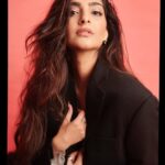 Sonam Kapoor Instagram - Being the brand ambassador for Word to Screen for @mumbaifilmfestival has always been an honour.. Word to Screen aspires to build an ecosystem that makes it easier for publishers to pitch and for filmmakers to choose the right stories for the screen. As actors, we are constantly looking for compelling, disruptive and engaging stories that touch the hearts of the people. By supporting a platform like Word to Screen, I am taking a step towards ensuring the industry benefits from this initiative and we tell a lot more meaningful stories to our audience. As a voracious reader, I understand the power of an incredible story and how a well-written book can form the backbone of a compelling film narrative. In the last few years, we have seen a steady growth in filmmakers adapting books into films and web series, but the larger problem of reaching the right authors and publishers as well as selecting that perfect story is a long and tedious process. I would urge publishers, writers, and creators to make the most of this platform… Suit : @burberry Shoes : @prada Jewels : @zoyajewels Hair and make up : @namratasoni Styling : @rheakapoor @abhilashatd Styling asst : @niyati.__ Managed by : @neeha7 Images : @amaker7 @thehouseofpixels Mumbai, Maharashtra