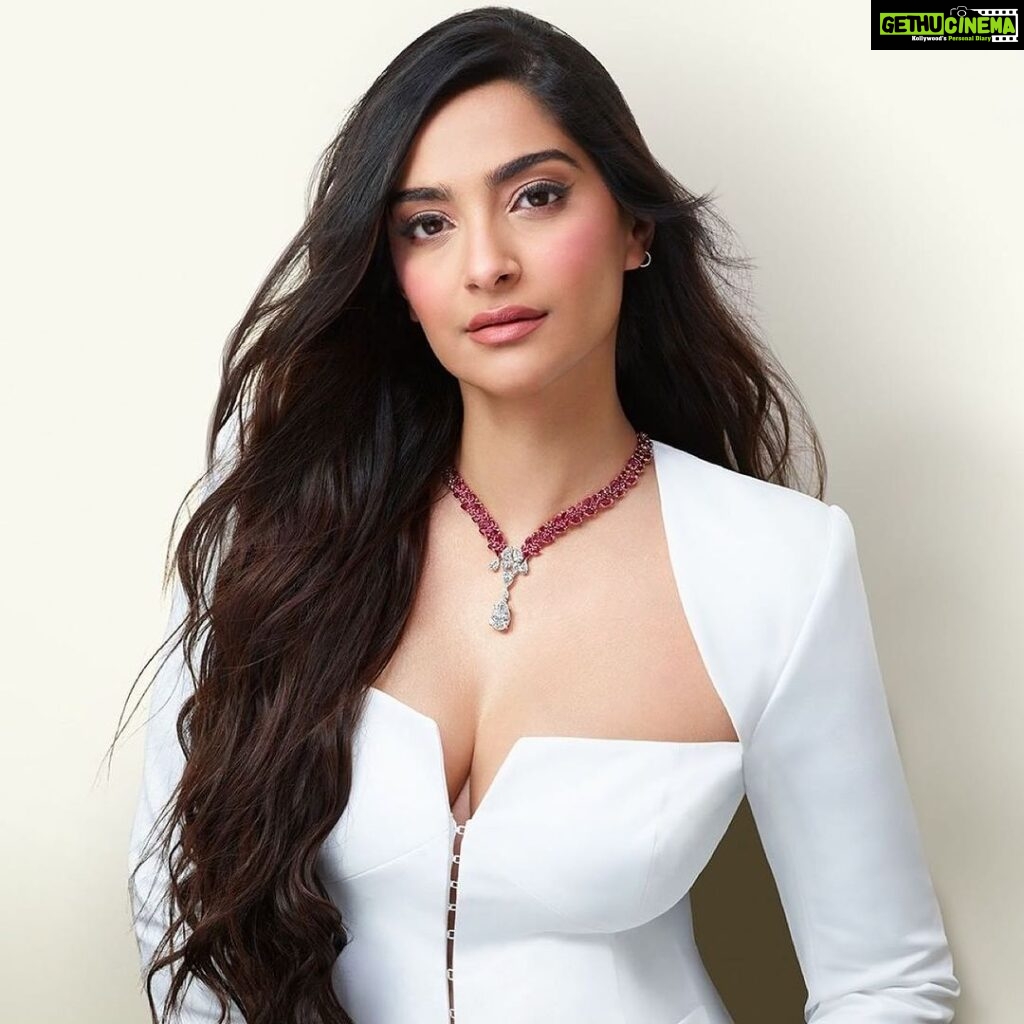 Sonam Kapoor Instagram - So excited and honoured to join @zoyajewels Repost from @zoyajewels • @sonamkapoor solidifies her friendship with ZOYA as Brand Ambassador. She embodies Zoya’s spirit, blending effortless modernity and innovation with a unique and timeless signature. Sharing her thoughts on this collaboration, she says, "Zoya and I share a fierce pride in India’s rich tradition of jewellery craftsmanship and a passion to showcase its brilliance to the world. It is a brand I have long admired and I am honoured to serve as their ambassador." Ruby Rush Necklace | HW18NAP #SonamKapoorAhujaXZoya #FineJewellery #ZoyaJewels #TheDiamondBoutique #ZoyaATATAproduct #Zoya Avail Personalized Benefits from ZOYA - Experience Zoya from the convenience of your home - Shop our collections from the link in our bio - We ship worldwide Stores: Delhi | Bangalore | Mumbai | Gurgaon | Hyderabad Galleries: Mumbai | Chennai | Kolkata | Ahmedabad | Chandigarh WhatsApp: +91 89518 65298