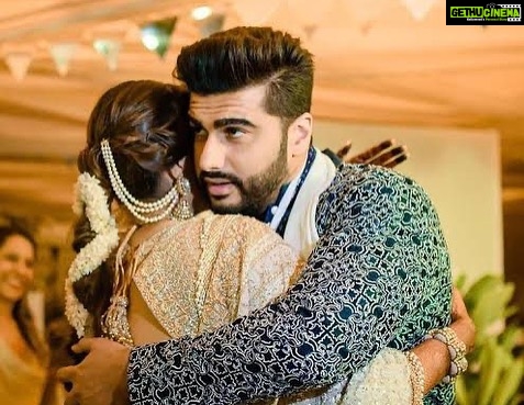 Sonam Kapoor Instagram - Happy birthday my kindhearted brother.. I hope everything good happens to you love you @arjunkapoor